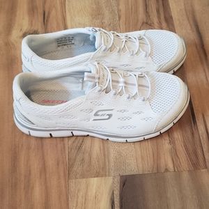 Skechers Air Cooled Memory Foam